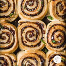 Load image into Gallery viewer, Caramelized Onion &amp; Thyme Rolls